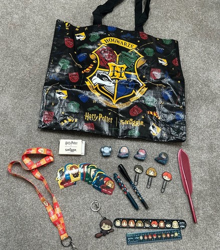 Smiggle harry potter keyring - harry,
