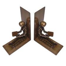 Bike Chain Bookends, Sitting