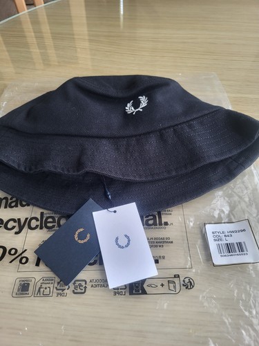 Fred perry bucket hat size - fred,