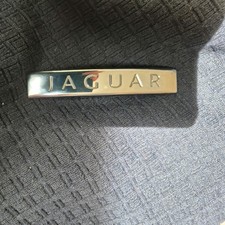 Jaguar XK Wing Fender Motif