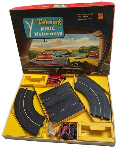 Triang minic motorway - motorway, british