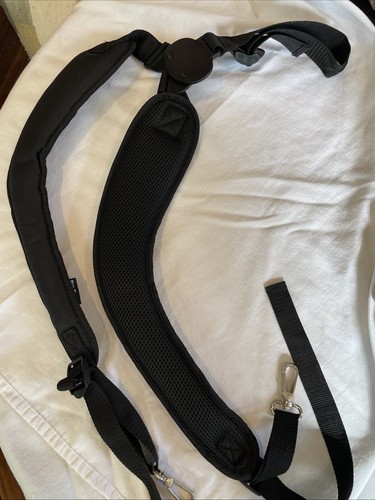 Big teeth golf bag straps - teeth,