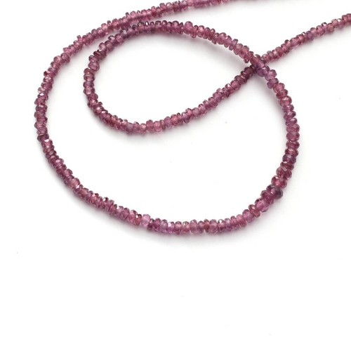 Beautiful red garnet 4mm - beautiful,
