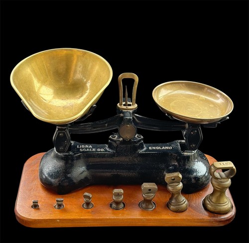 Vintage libra scale - vintage, co