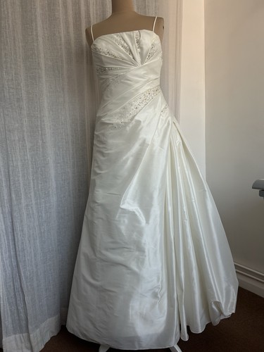 Tia benjamin roberts ivory - tia,
