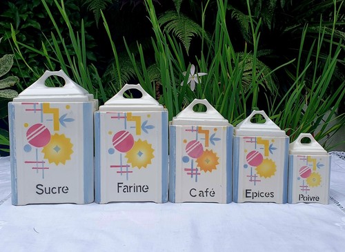 Art deco kitchen - kitchen, canisters