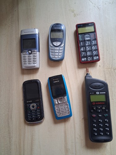 Vintage retro mobile - mobile, phones