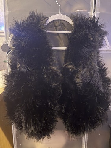 Faux fur vest - faux,