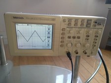 tektronix TDS1012 oscilloscope