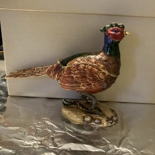 Arora Hide N Treasures