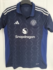 Manchester United Medium