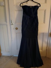 Gorgeous brand new Lipsy dress