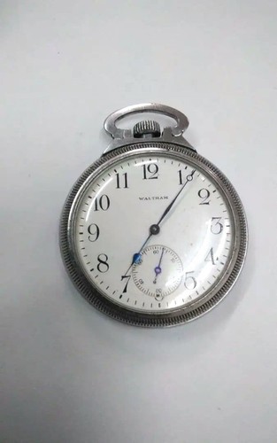 Waltham vintage manual winding