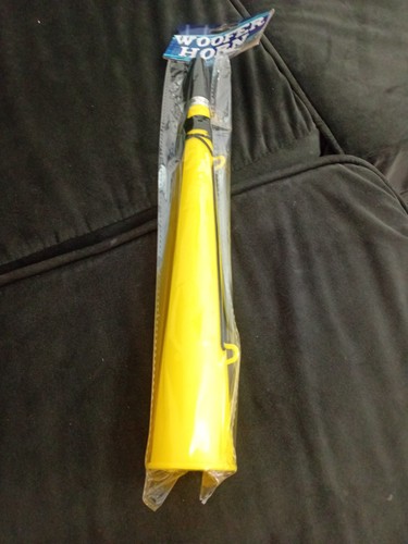 Yellow woofer horn hand held - 1,