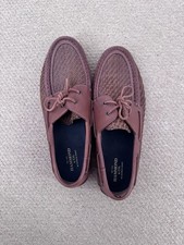 Men's size 9 Boat / deck
