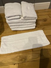 Bundle Of Towels, 4 Bath