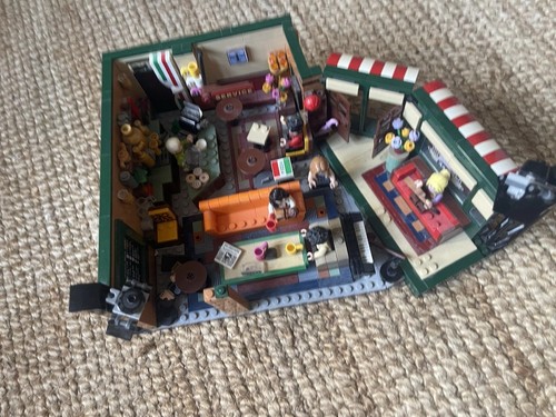 Lego friends central park all - central,
