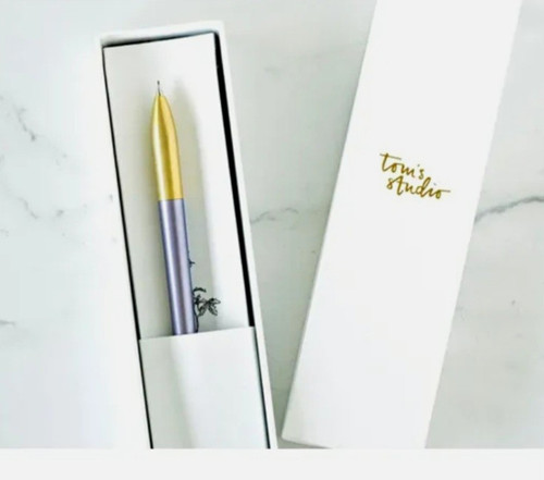 Tom studio mechanical - studio, pencil