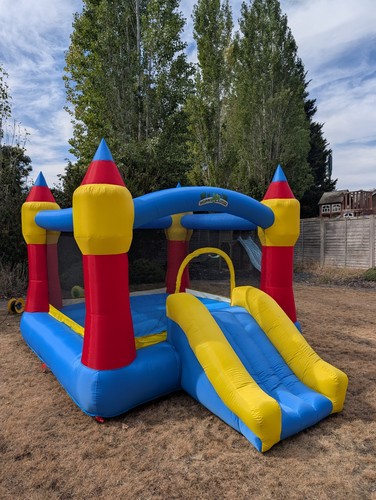 Hoppit castles inflatable - hoppit,