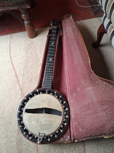 Banjo vintage antique in - antique,,