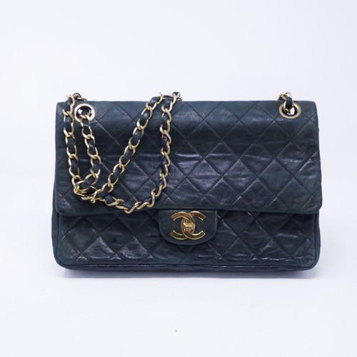 Chanel classic black leather - black,