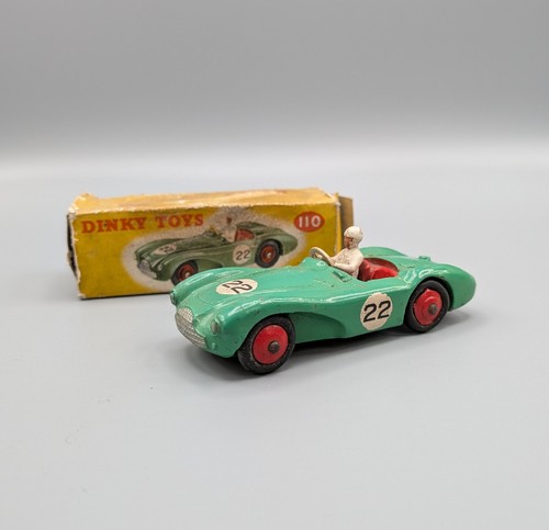 Dinky 110 aston martin - 110, db3