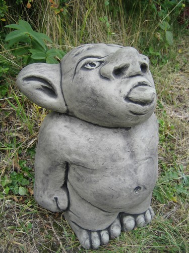 Tongue troll stone garden - troll,