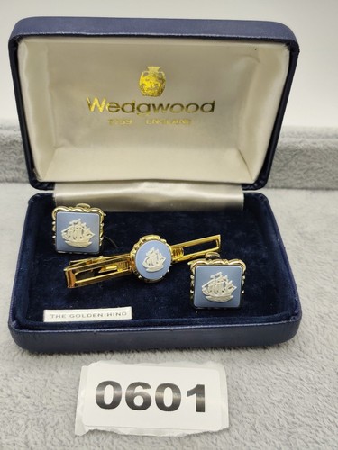 Wedgwood blue white the - white,