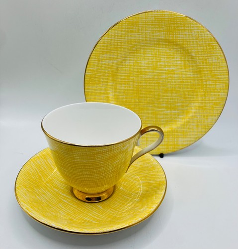 Stunning vintage roslyn china - vintage,