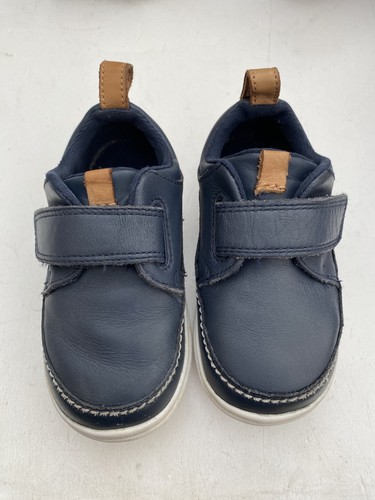 Clarks crest ember size g - size,