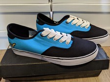 Voi Jeans Canvas Mens Pumps