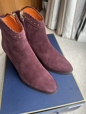 Fairfax & Favor Regina Plum