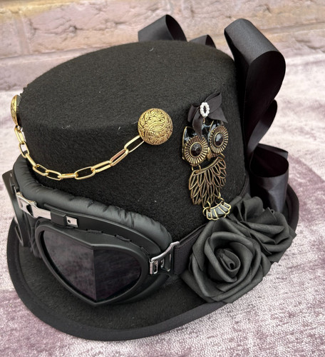 Black steampunk top - black,