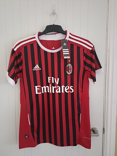 Milan 2011 retro home - 2011-12,