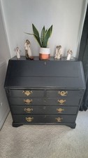Wooden antique style desk with drawers. Great opportunity for upcycling.
