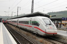 D33 35mm Slide DB 9009