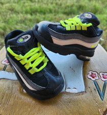 Nike Air Max 95 "Volt/Black"