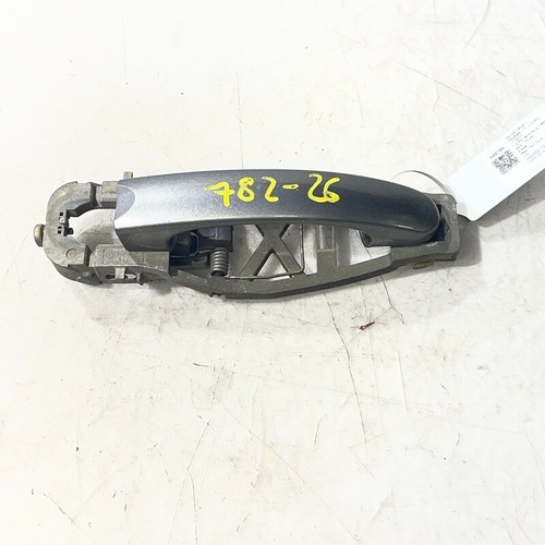Front outer door - door, handle