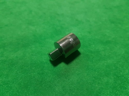 Halfords advanced socket