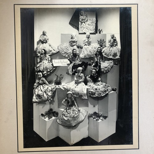 Norah wellings dolls 1934 - dolls,