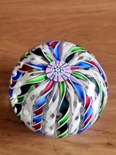 Paperweight John Deacons