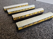 4 x GWR Coaches - 00 Gauge