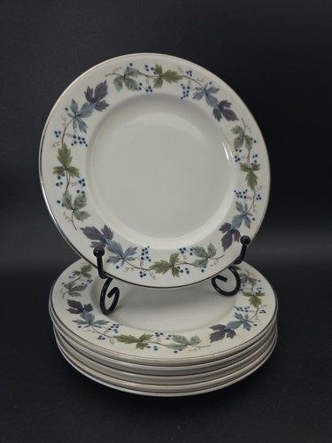 Lovely royal doulton bone - royal,