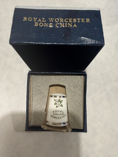 Royal worcester fine - royal, bone