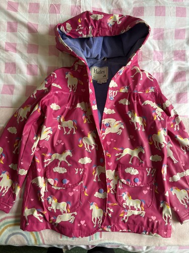 Excellent condition girl - excellent,