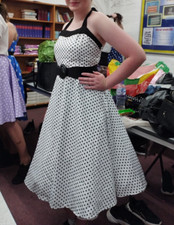  1950'S HALTER NECK SWING ROCKABILLY DRESS size 6 WHITE POLKA TEEN 12/13 GREASE 