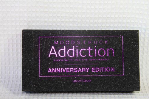 Younique addiction shadow - younique,