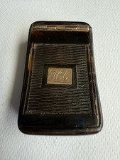 ANTIQUE VICTORIAN FAUX TORTOISESHELL 9CT GOLD SNUFF BOX.