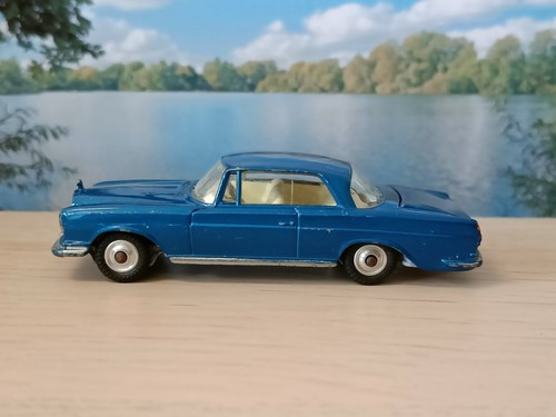 Corgi toys 253 - corgi, mercedes