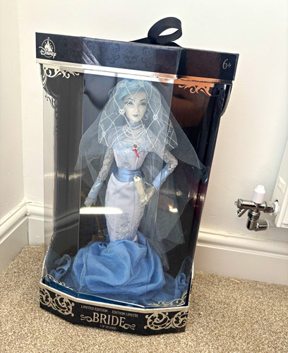 Disney limited edition - disney,